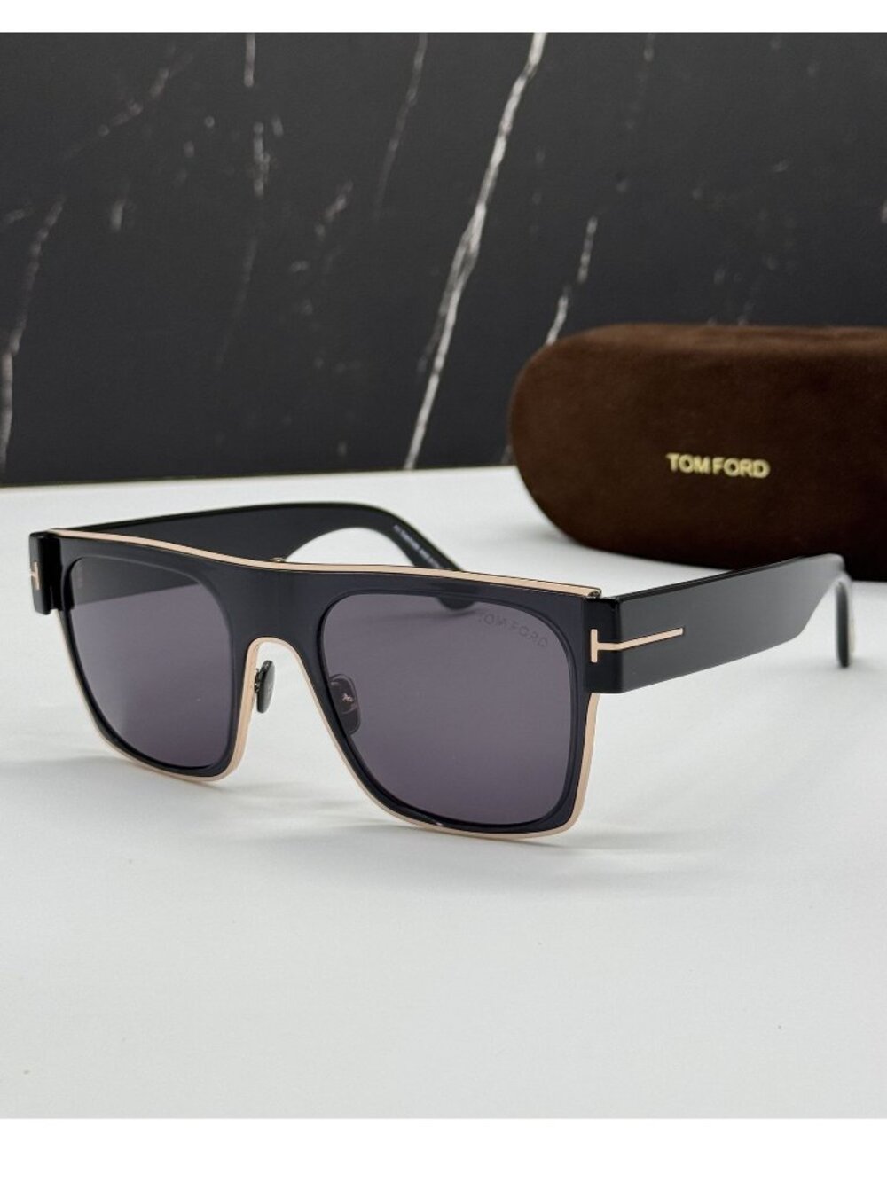 NWT Tom Ford Edwin Square Black Sunglasses TF1073 01A Men Eyewear FT1073